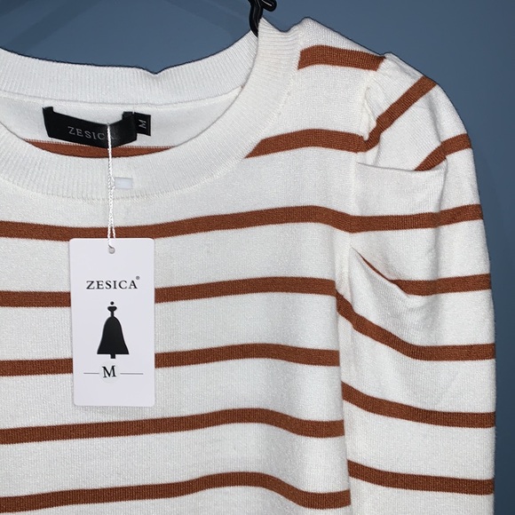 White and rust striped sweater - Picture 3 of 5